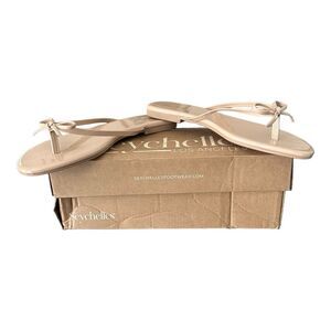 Seychelles Los Angeles Bow Toe Shiny Sandals Wish List Beige Women’s Size 7.5